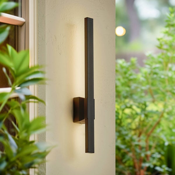 Lindby LED Wandleuchte außen Sakari (spritzwassergeschützt (Modern) in Schwarz aus Aluminium (1 flammig, ) - Außenwandleuchten Wandlampe Led Außenlampe Outdoor für Außenwand/Hauswand