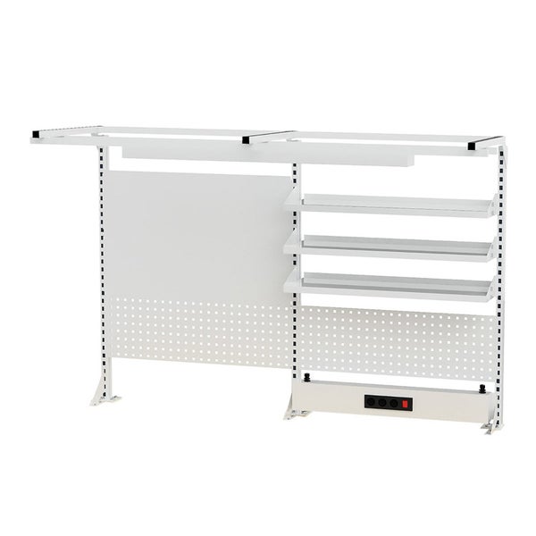 Werkbank mit Lochwand und Regalen für Werkstattbedarf