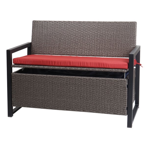 Gartenbank aus grauem Polyrattan mit Aufbewahrungsbox, schwarzem Metallgestell und roter Sitzauflage.