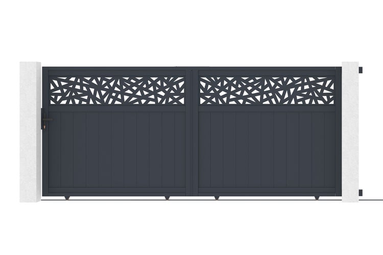 Zweiflügeliges Einfahrtstor aus Aluminium mit asymmetrischem Lochmuster im oberen Bereich und vertikalen Lamellen im unteren Bereich.