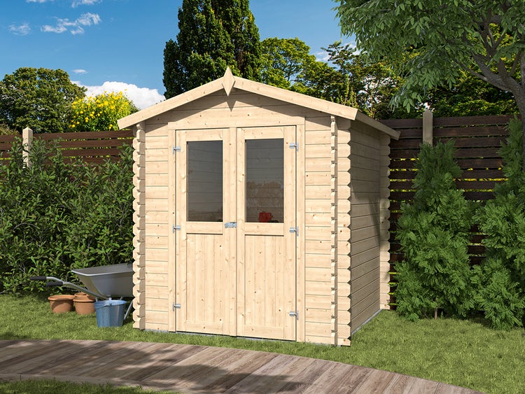 Gartenhaus aus hellem Holz mit Satteldach und einer Doppeltür mit Lichtausschnitten in einem Garten.