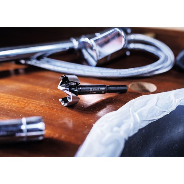 Forstnerbohrer zum Bohren von Löchern