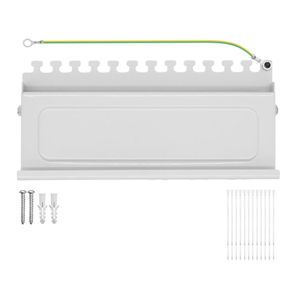 Erdungswinkel aus Metall mit Erdungskabel, Schrauben, Dübeln und Kabelbindern für die Elektroinstallation.