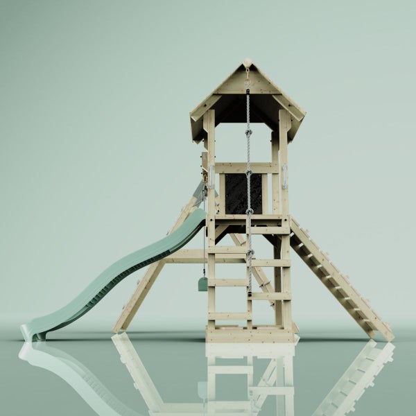 Spielturm aus Holz mit Rutsche, Kletterwand und Leiter