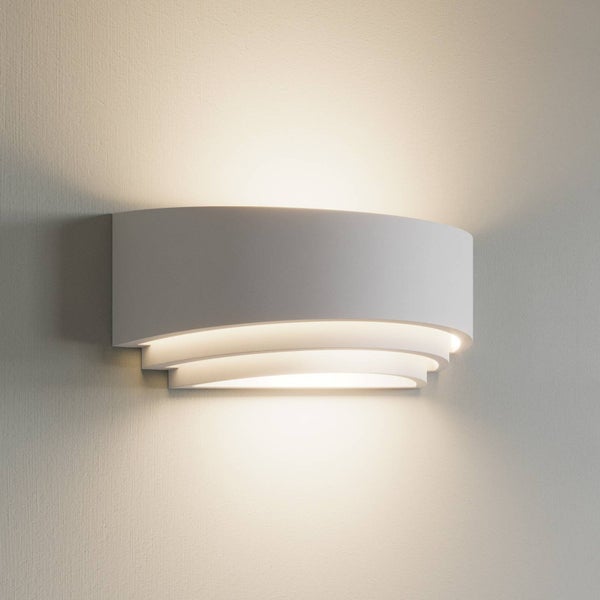 Lindby Wandleuchte, Wandlampe Innen Lucien (Modern) in Weiß aus Gips/Ton (1 flammig E14) - Wandstrahler Wandbeleuchtung Schlafzimmer / Wohnzimmer Schlafzimmerleuchte
