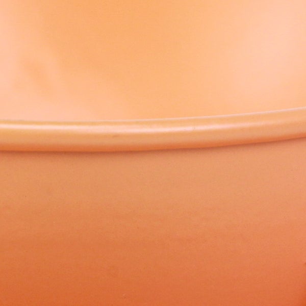 Detailaufnahme eines Pflanzgefäßes