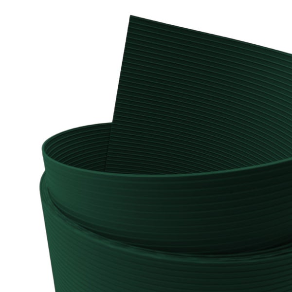 Geriffelte Teichfolie aus Kunststoff, aufgerollt