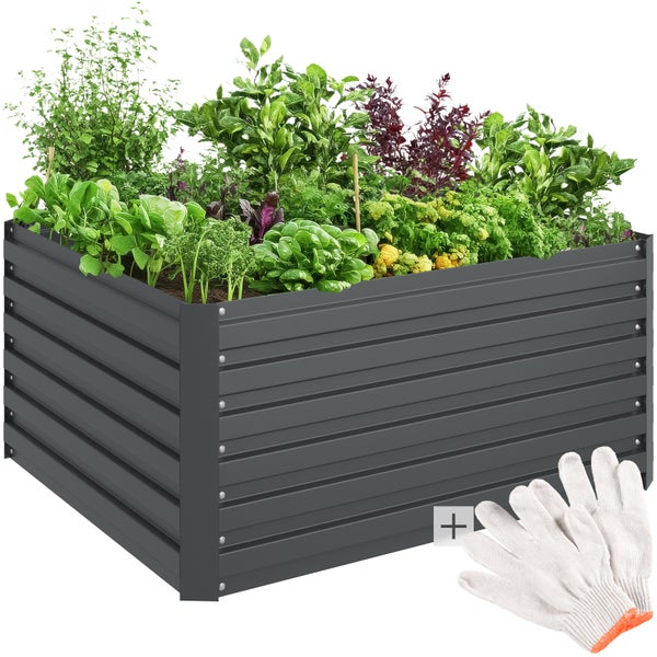 Hochbeet aus Metall mit Gemüse bepflanzt und Gartenhandschuhen