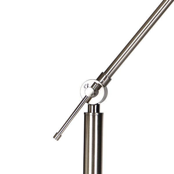 Detailansicht eines verstellbaren Gelenks aus gebürstetem Metall für eine Lampe.