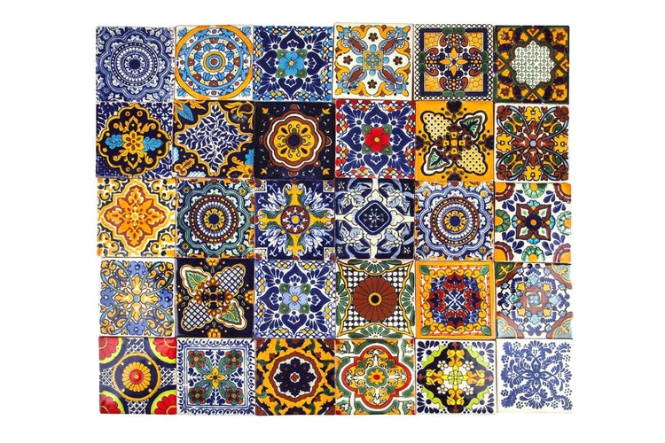 Quadratische Dekorfliesen mit verschiedenen Mustern