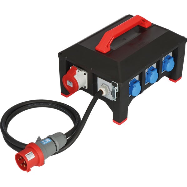 Stromverteiler mit Kabel und mehreren Steckdosen