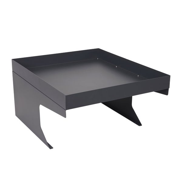 Metalltisch für den Garten