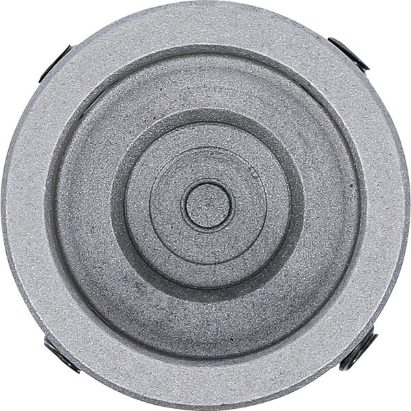 Runder Metalleinsatz