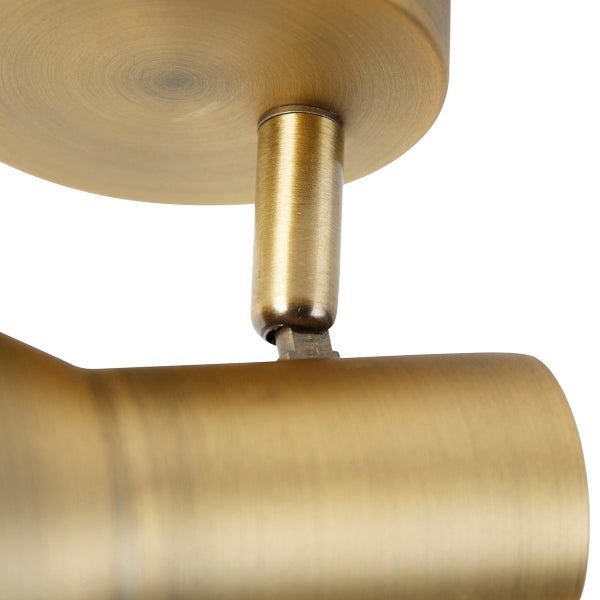 Detailaufnahme einer Deckenleuchte aus Metall