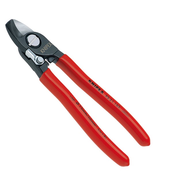 Knipex Kabelschere 95 21 165 mit roten Griffen für Kupfer- und Aluminiumkabel bis 15 Millimeter Durchmesser oder 50 Quadratmillimeter.