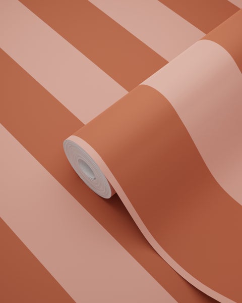 Tapetenrolle mit Streifenmuster