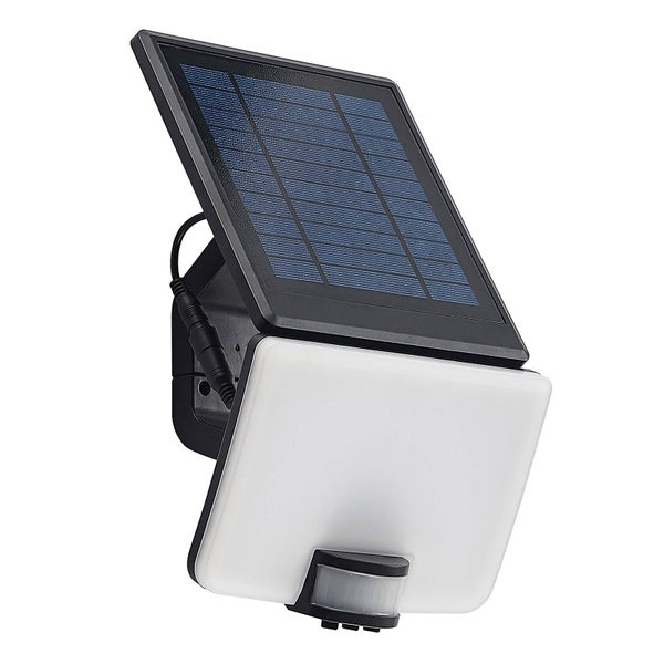 Solar-LED-Außenstrahler mit Bewegungsmelder, schwarzes Gehäuse mit integriertem Solarpanel und weißer Leuchtfläche.