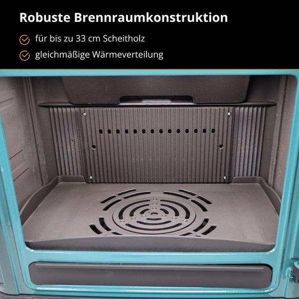 Robuste Brennraumkonstruktion eines Kaminofens für Scheitholz bis zu 33 Zentimeter Länge mit gleichmäßiger Wärmeverteilung.