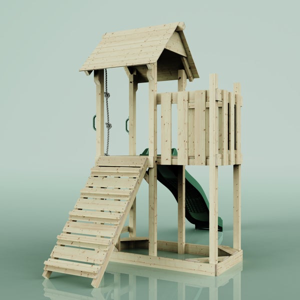 Spielturm aus Holz mit Rutsche und Kletterseil