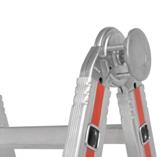 Detail einer Mehrzweckleiter mit Verriegelungsmechanismus