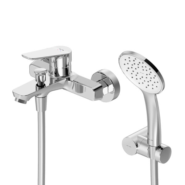 Badewannenarmatur mit Handbrausegarnitur