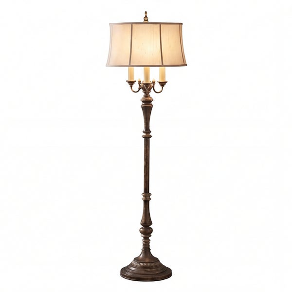 Stehlampe mit Stoffschirm und drei Leuchten
