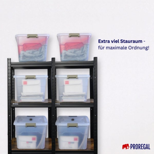 Regal mit mehreren transparenten Aufbewahrungsboxen