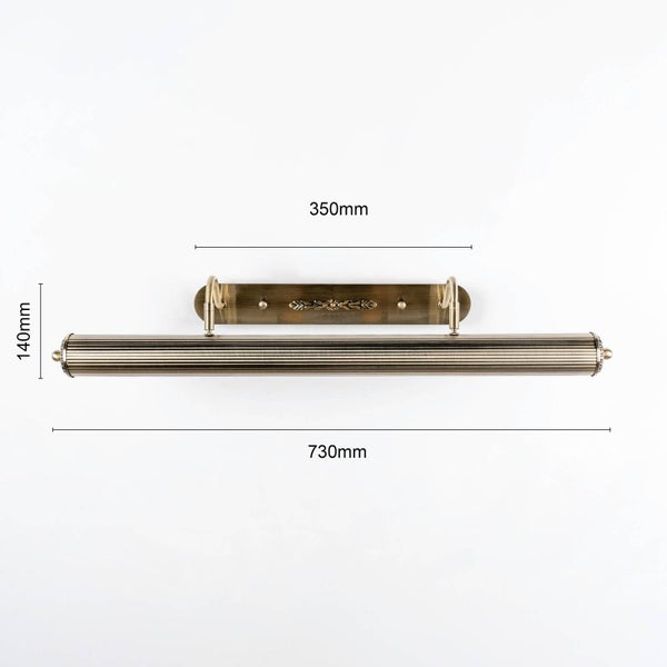 Wandleuchte mit den Maßen 730 mm x 350 mm x 140 mm