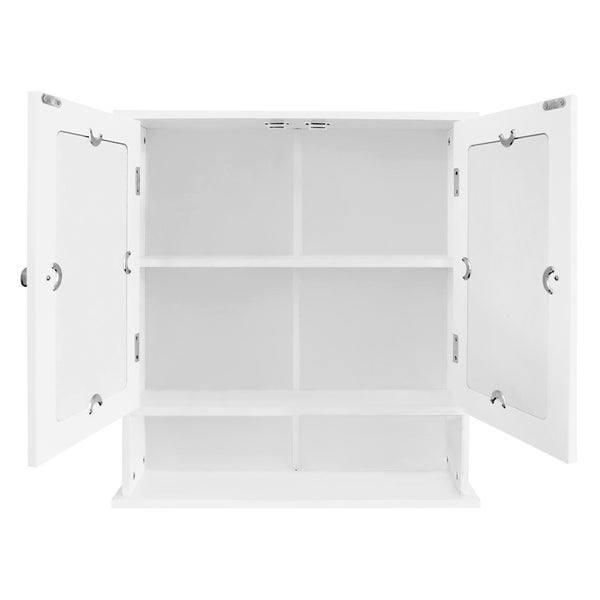 Offener weißer Spiegelschrank mit Regalböden