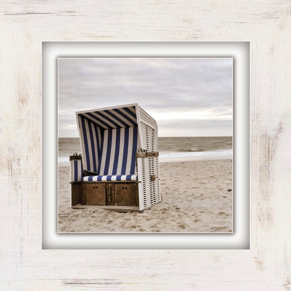 Canvas-Gemälde | Leinwandbild Strandkorb | Urlaub | Sand | Meer | Fernweh | Kunstdruck | gedruckt und per Hand bespannt CCS00301 Format: 40x40cm
