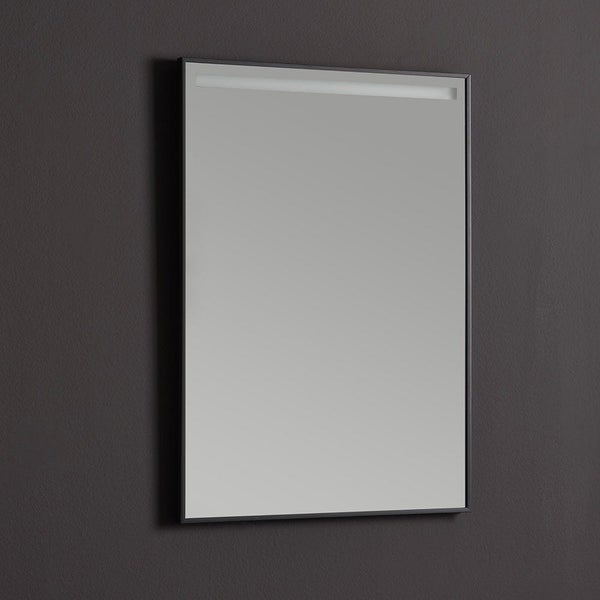 Badezimmerspiegel 50x70 mit LED-Hintergrundbeleuchtung und matt-schwarzem Rahmen