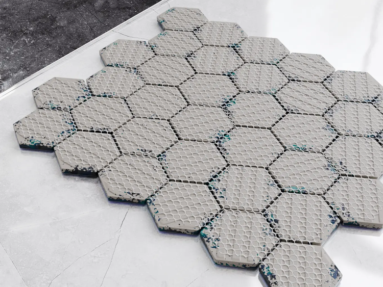 Sechseckige Mosaikfliesen auf Netz
