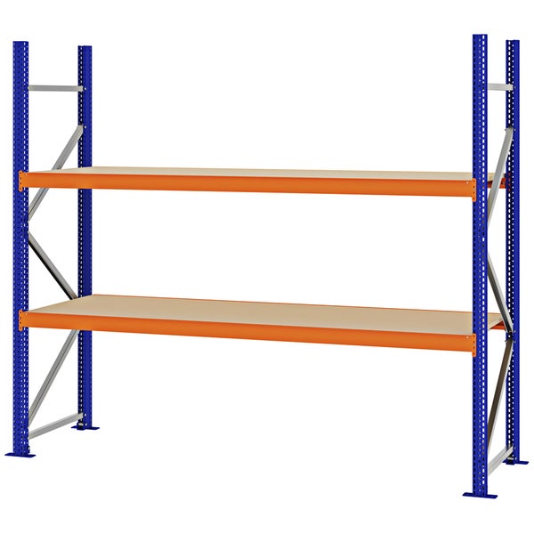 Weitspannregal aus Metall mit zwei Holzböden, blauen Stehern und orangefarbenen Traversen für Werkstatt oder Lager.
