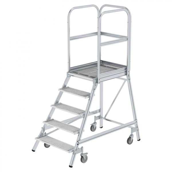 Rollbare Arbeitsbühne mit vier Stufen und Geländer