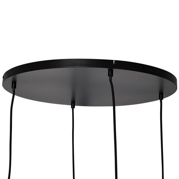 Deckenbefestigung mit Kabeln für eine Pendelleuchte