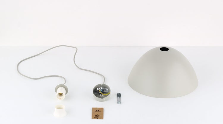 Einzelteile einer Pendelleuchte