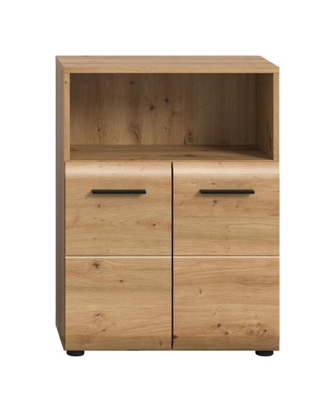 Badunterschrank in Eichenoptik mit einem offenen Fach und zwei Türen mit schwarzen Griffen.