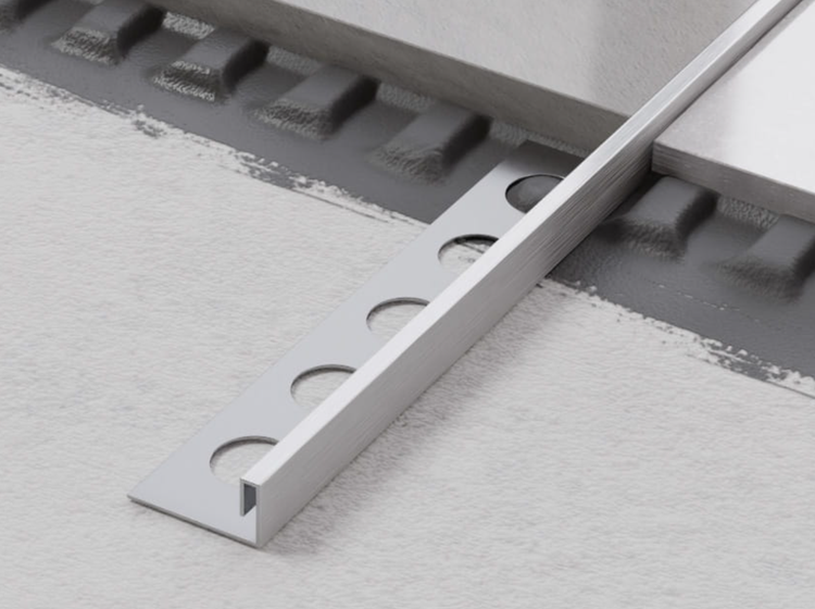 Fliesenprofil aus Metall