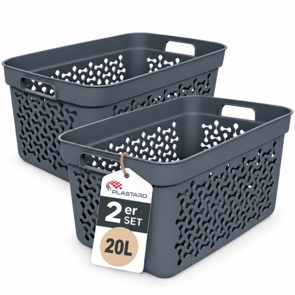 Set mit zwei Aufbewahrungskörben aus Kunststoff mit Lochmuster und Griffen, Volumen 20 Liter pro Korb, Plastard Logo.