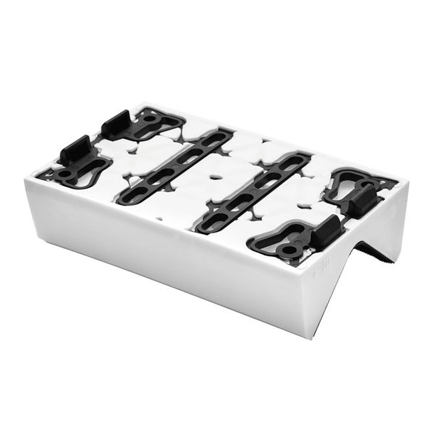 Montagesatz in weißer Verpackung