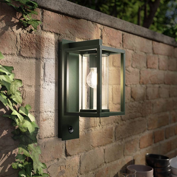 Lucande Wandleuchte außen Ferda mit Bewegungsmelder (spritzwassergeschützt (Modern) in Grün aus Aluminium (1 flammig, E27) - Wandlampe für Außenwand/Hauswand Haus Terrasse und Balkon