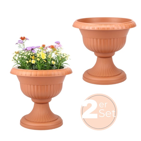 Zweiteiliges Set Pflanzkübel im klassischen Design
