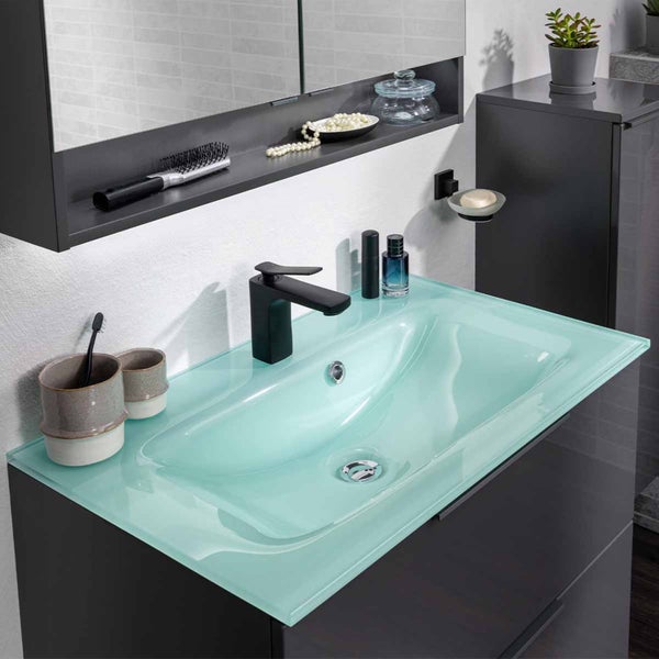 Badezimmer Waschtisch mit Glaswaschbecken und Armatur