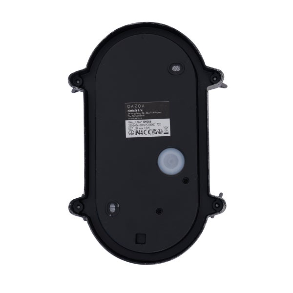 Rückseite einer schwarzen Wandleuchte mit Montageplatte, QAZQA Logo, technischem Etikett, Schutzart IP44 und CE Kennzeichnung.