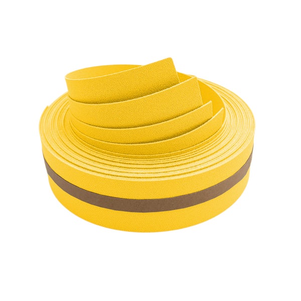 Gelbes Kantenband auf Rolle