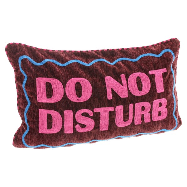 Rechteckiges Zierkissen mit der Aufschrift Do Not Disturb und wellenförmiger Umrandung