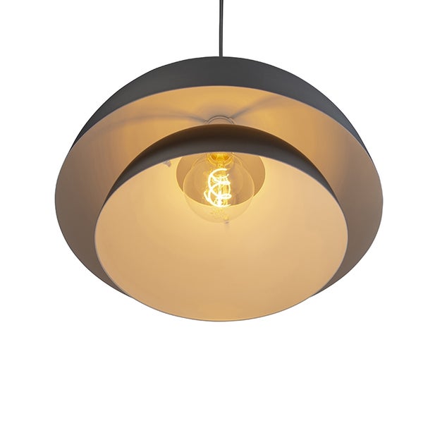 Hängelampe mit rundem Lampenschirm