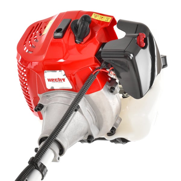 Detailansicht des Motors einer Motorsense der Marke Hecht.
