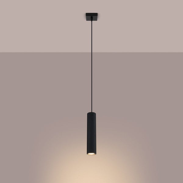 Schwarze Hängelampe mit zylindrischem Lampenschirm