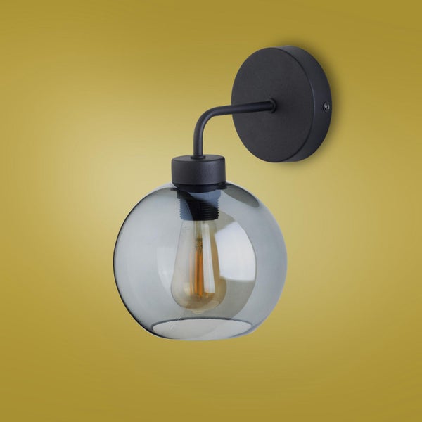 Wandleuchte mit Glaskugel und Leuchtmittel